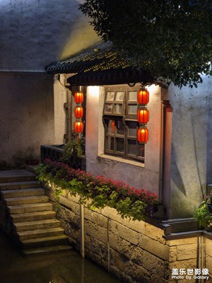 夜景噪點(diǎn)有點(diǎn)多