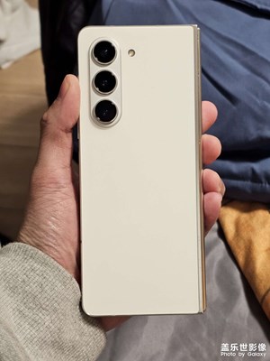 【喜迎2024】給弟弟買的新手機(jī)