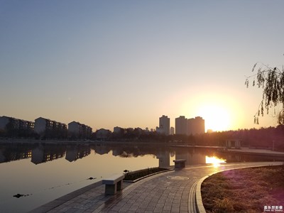 寧靜的清晨大學校園