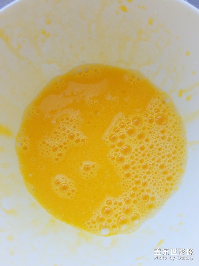 【今日份美食】樹(shù)莓醬配黃蛋卷