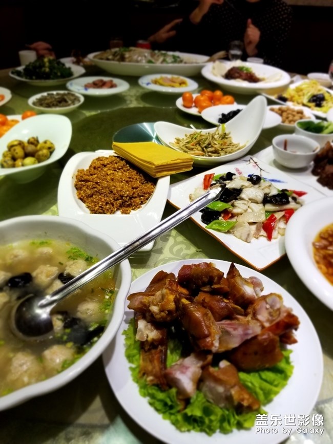 【新春年夜飯】和家人一起吃飯真好