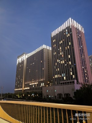 谷歌相機夜視模式還是很強大的。