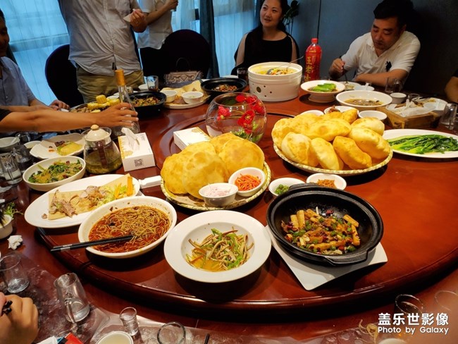 西安的美食等來來撩??