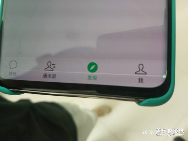 大哥進(jìn)來看看屏幕，求救！