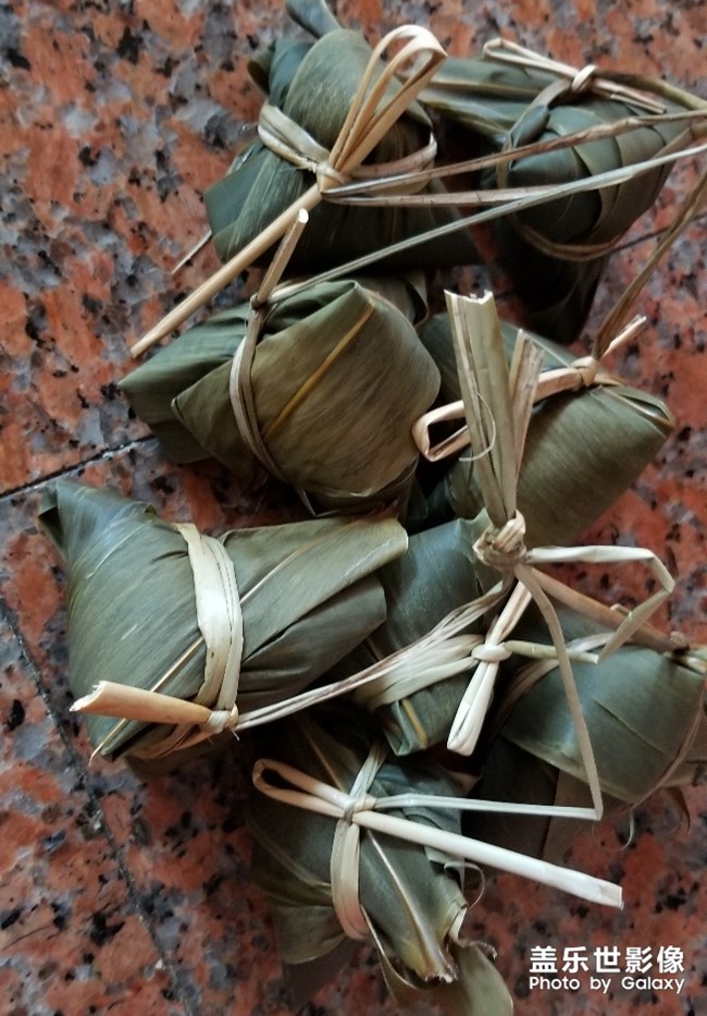 第一次學(xué)會(huì)包粽子