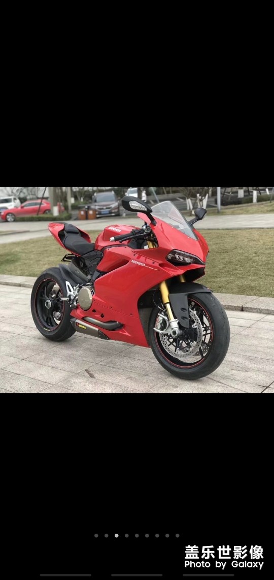 好看不   這車很暴力   不是一般人能駕馭了