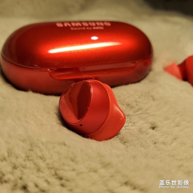 騷紅色buds+開箱