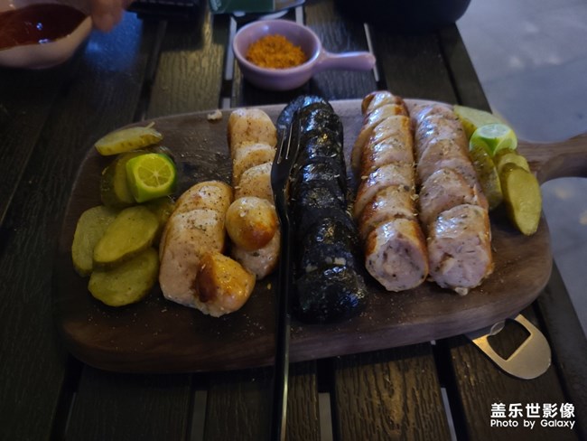 昨晚小聚輕食