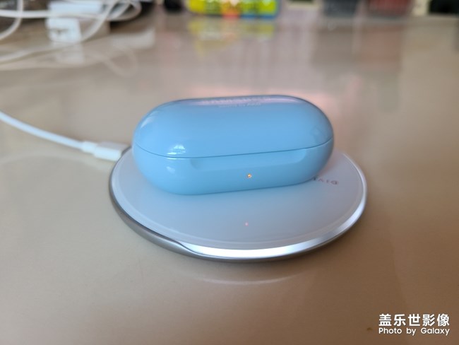 使用了一個(gè)月的 Samsung Galaxy Bud+
