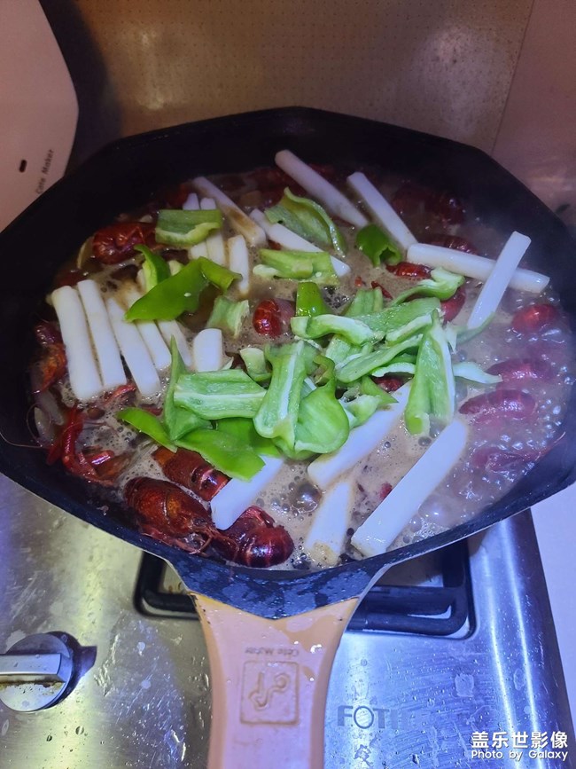 今天給家人做一個(gè)小龍蝦 今天給家人做一個(gè)小龍蝦