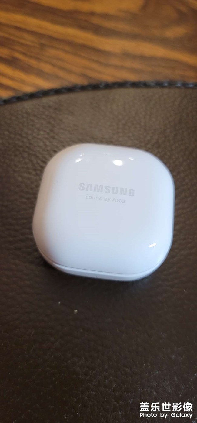 note20u白色實(shí)物特寫拍照周邊變花是什么鬼