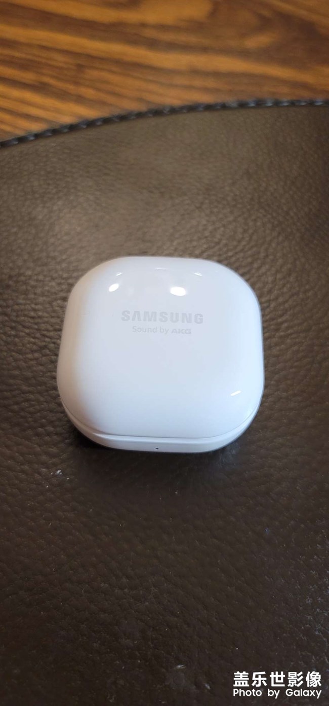 note20u白色實(shí)物特寫拍照周邊變花是什么鬼