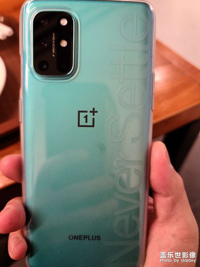 昨天入手1+    手機(jī)12+256   高通865