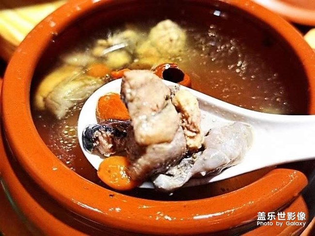云南過橋米線