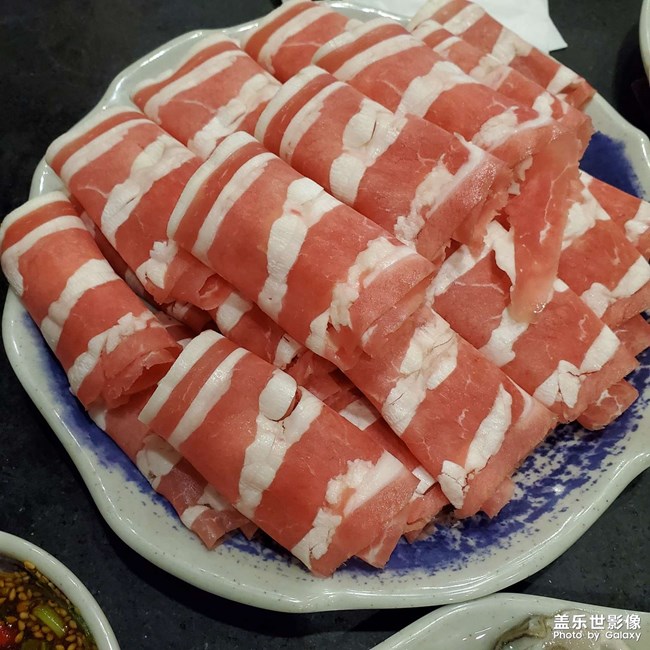 暖餐相伴冬日溫暖銅爐火鍋