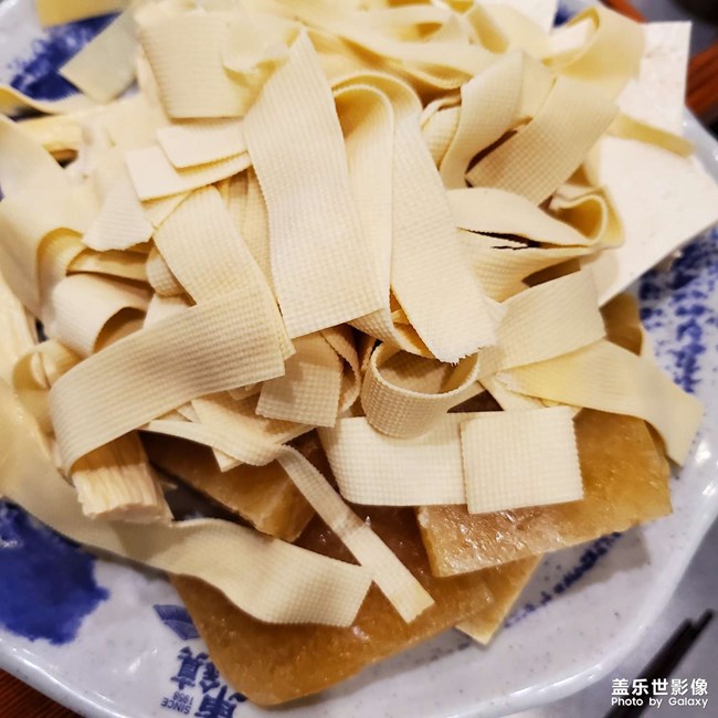 暖餐相伴冬日溫暖銅爐火鍋