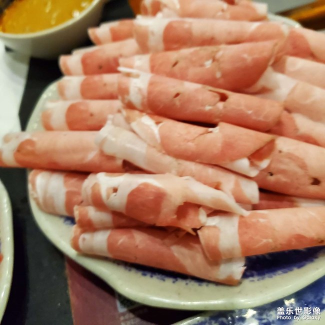 暖餐相伴冬日溫暖銅爐火鍋