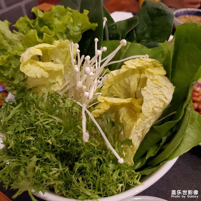 暖餐相伴冬日溫暖銅爐火鍋