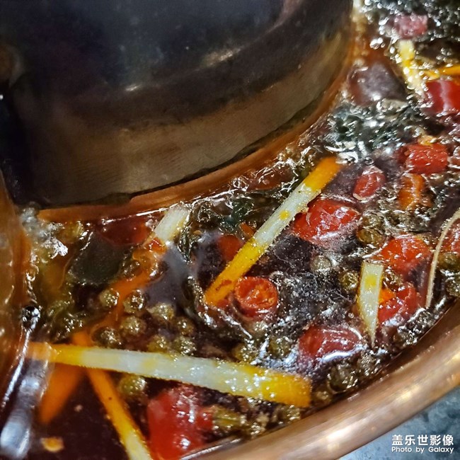 暖餐相伴冬日溫暖銅爐火鍋