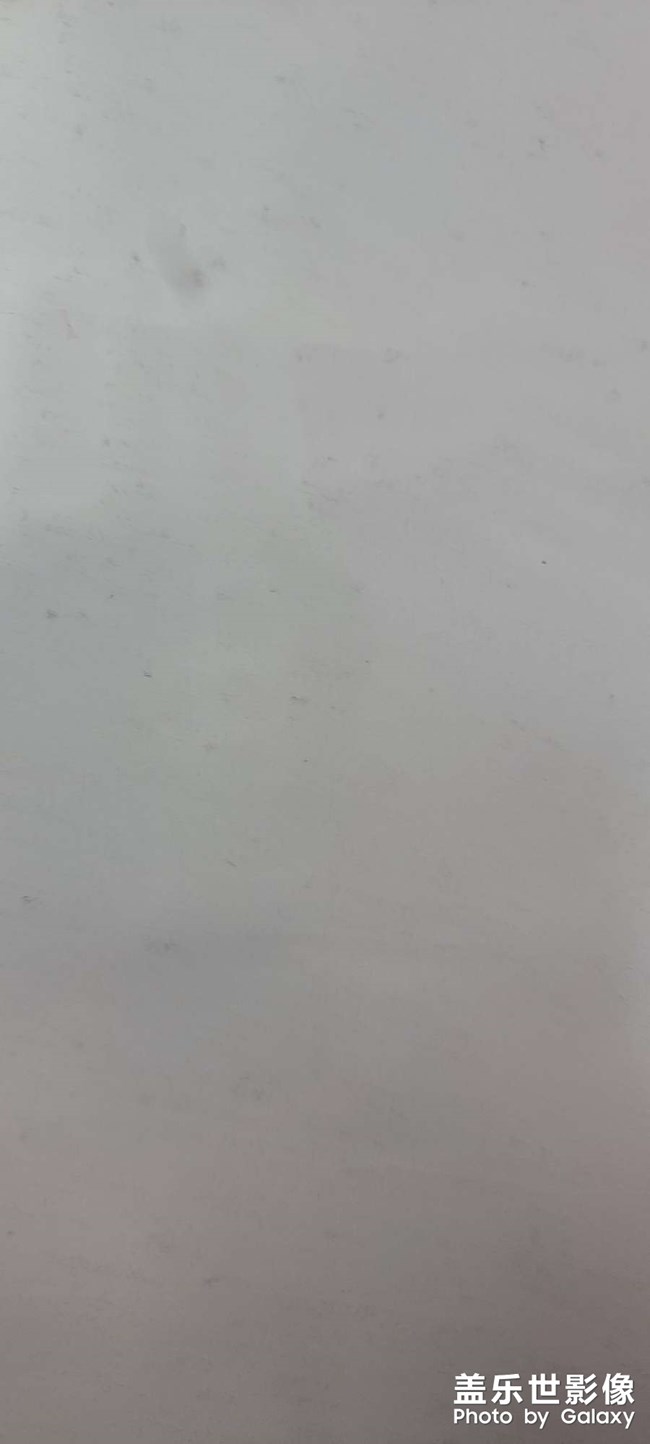 鏡頭有黑色中獎了