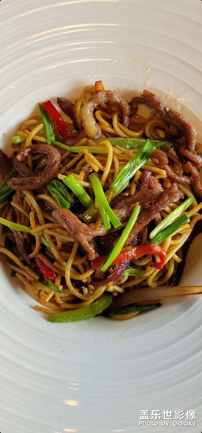 湊合著看吧￣ ￣)σ