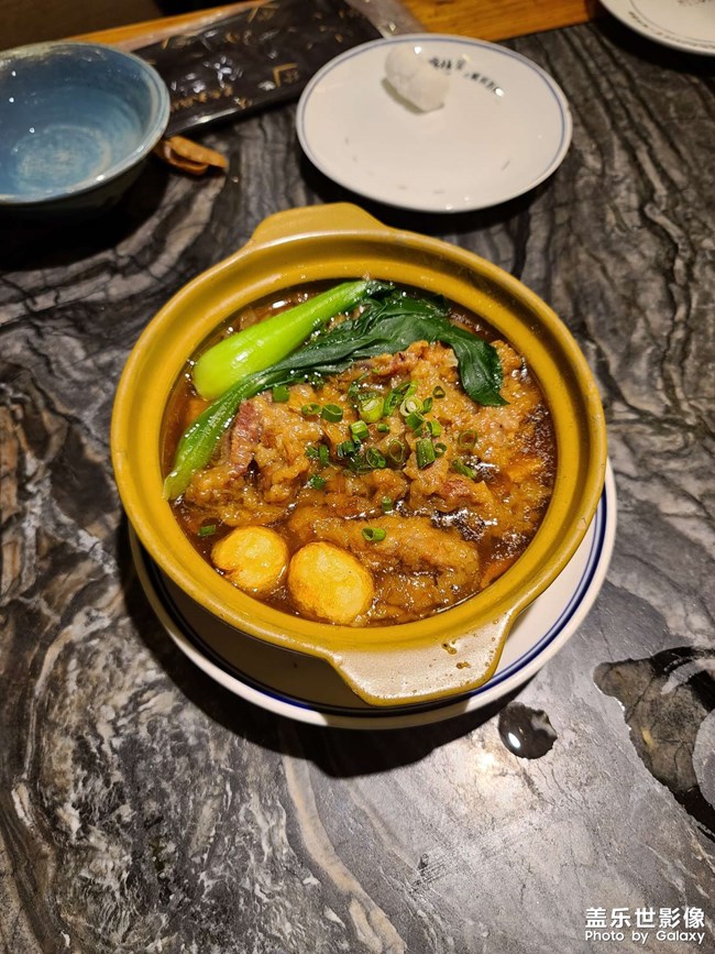 快樂不就是吃吃吃嘛