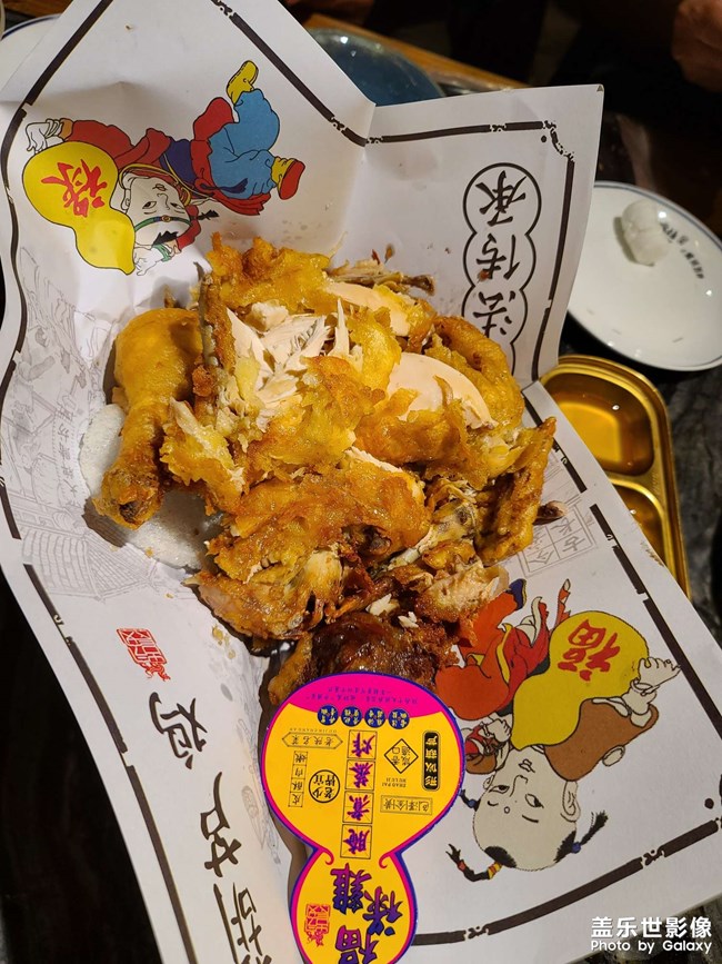 快樂不就是吃吃吃嘛