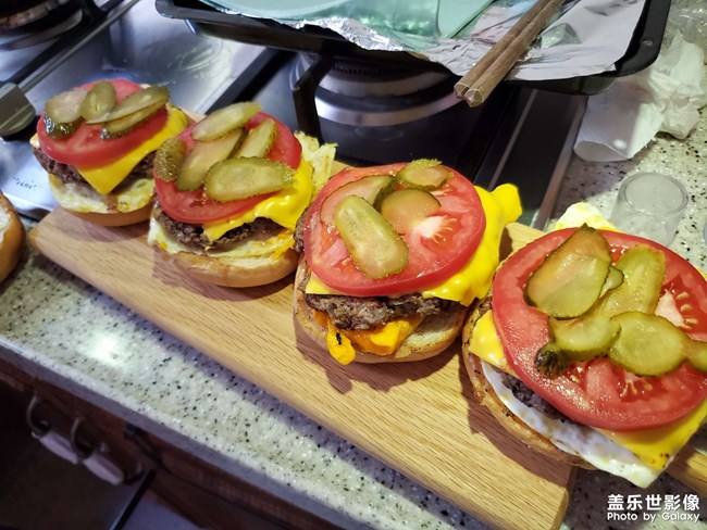 自制漢堡??