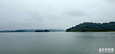 川東門戶，古宇湖邊，萬(wàn)世師表～～巨型孔夫子！??