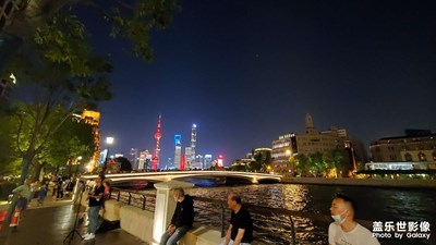 【我的假期生活】＋外灘夜游