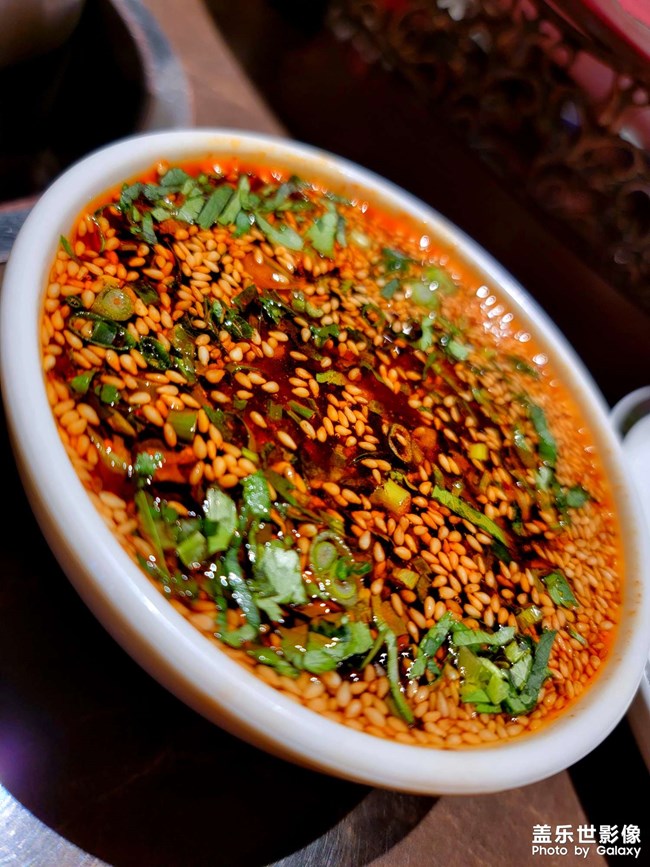 周末了吃頓火鍋，主要還是饞肉，吃了再說