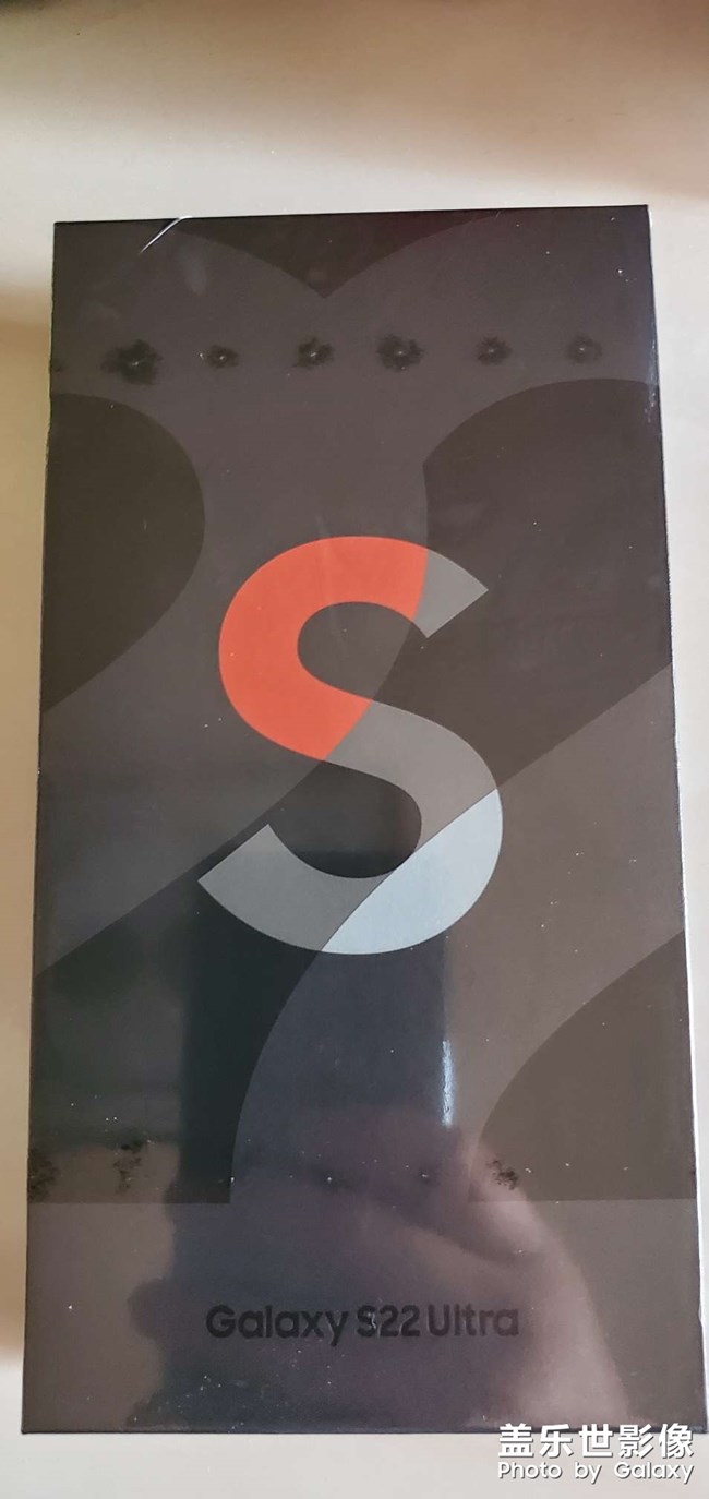 朋友們的s22u屏幕有沒有這個問題