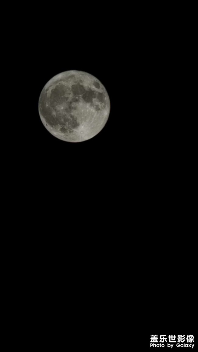 昨晚的月亮