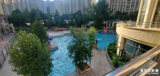 天太熱，游會泳