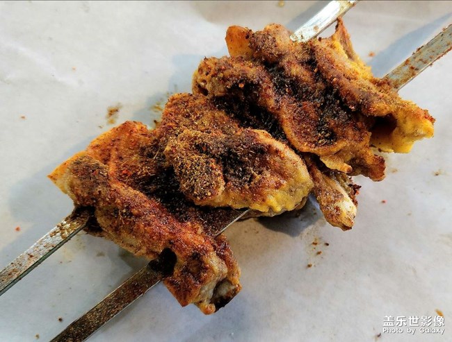 體驗(yàn)新疆美食