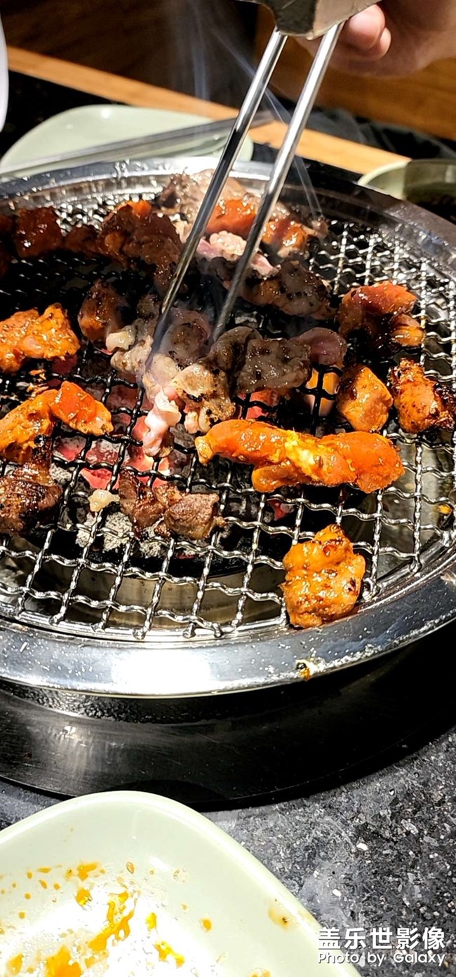 吃點啥吧，哎，吃啥啥吧