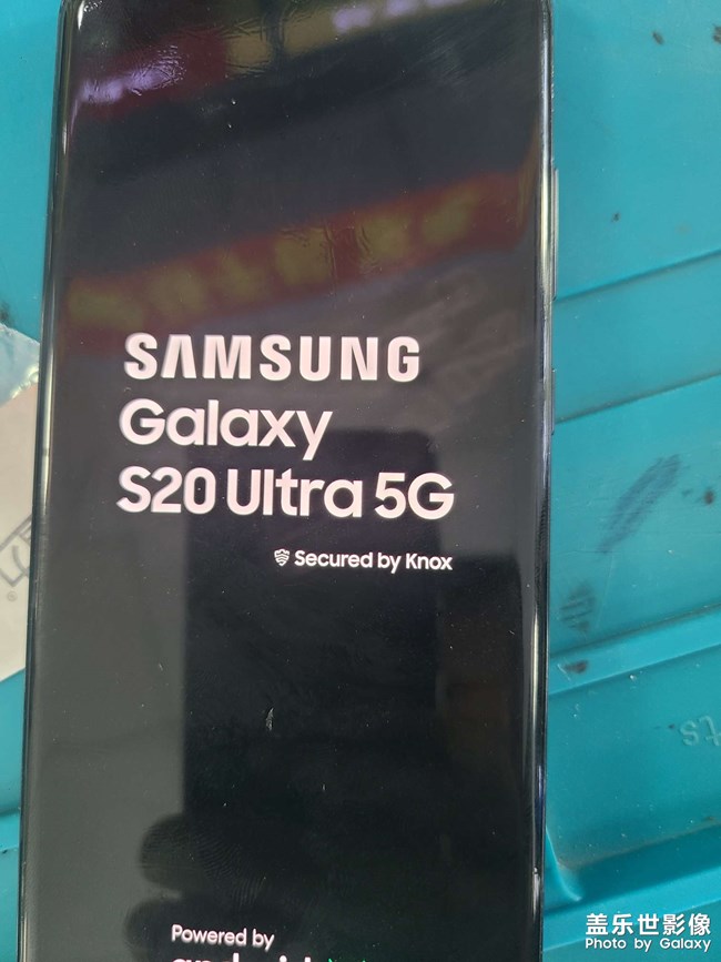 更新新版本，出LOGO無限重啟