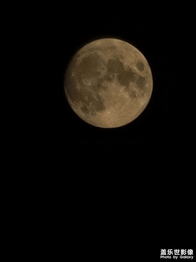 高山滑雪，海拔2200多米