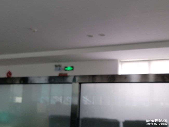 相機(jī)拍照模糊不聚焦