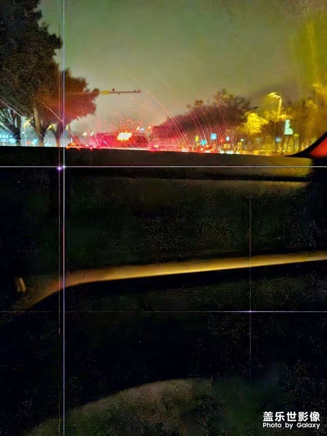 S23ultra拍照怎么回事有十字線