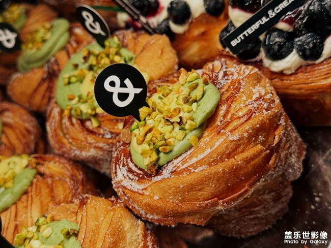 一家好看的面包店